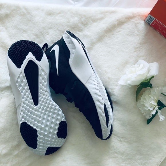 Nike Renew Retaliation. Brand new! Women’s Sz 7 - Picture 9 of 11